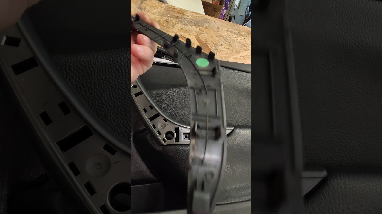 Как снять карту двери Opel Astra j GTC - YouTube