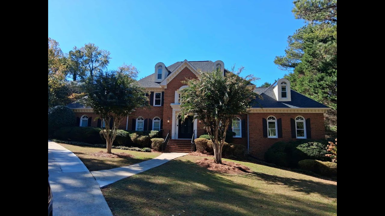 "Smoke Rise Premier Residence"