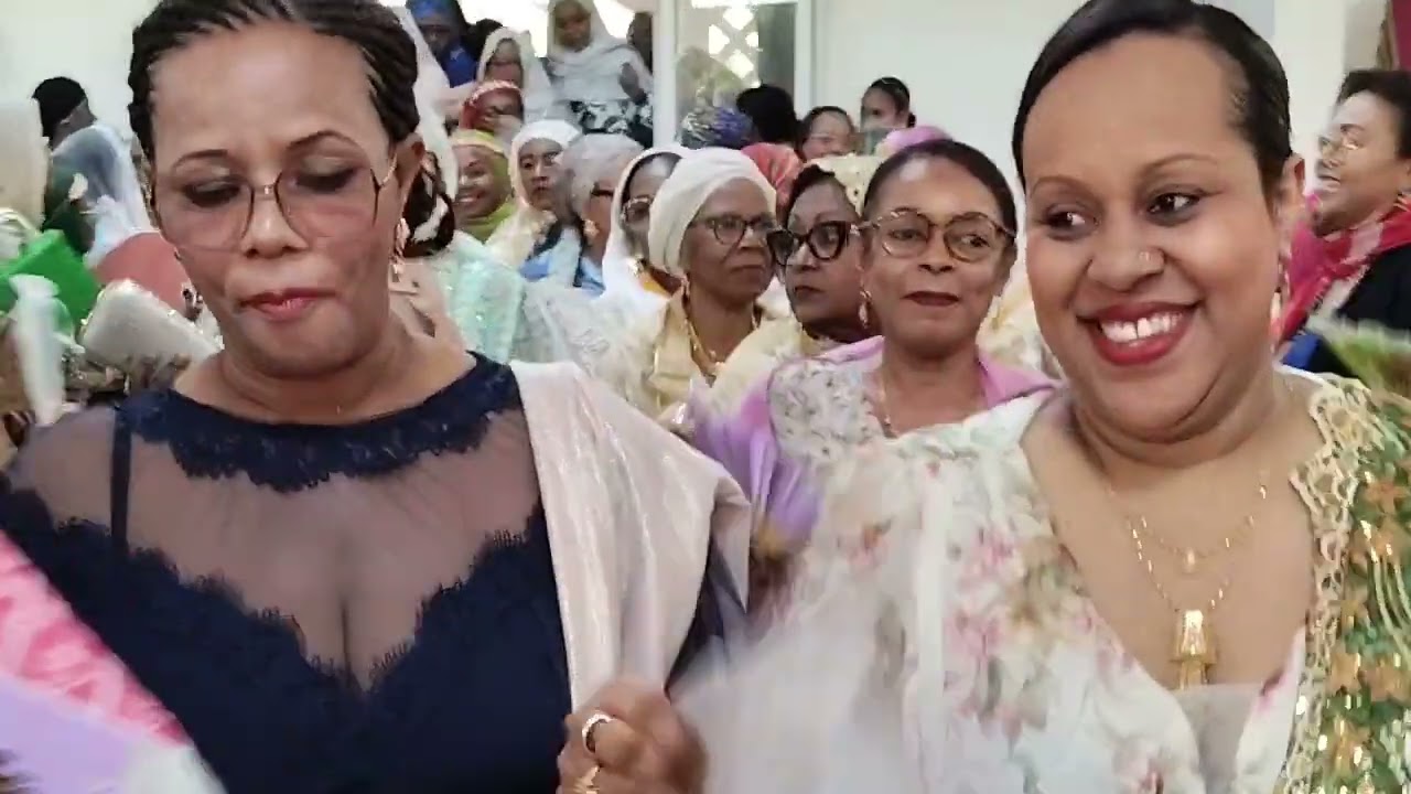 Quand Moroni s’embrase ❤️ Mtoilaan grandiose de Mariama & Asmahane !