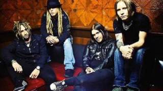 Watch Shinedown Yer Majesty video