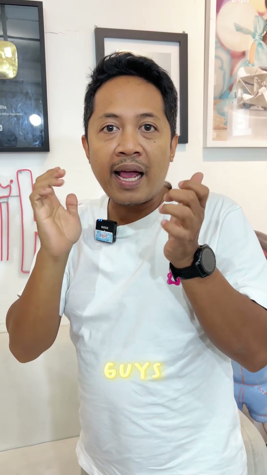 LEIKA BIKIN SAYAP DARI PERMENT ?? LUCU BANGET!!! #leika #shorts