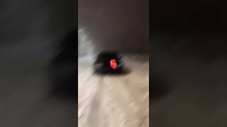 Oq Saroyni Qora Kochalarida