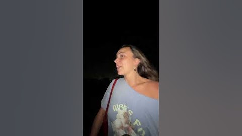 THE OCEAN IS GLOWING IN THE DARK!!🌊🌊