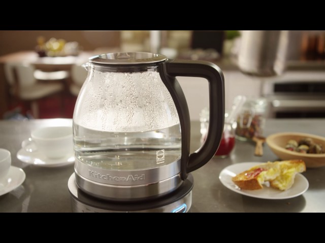 KitchenAid Glass Tea Kettle - Brewing Process 