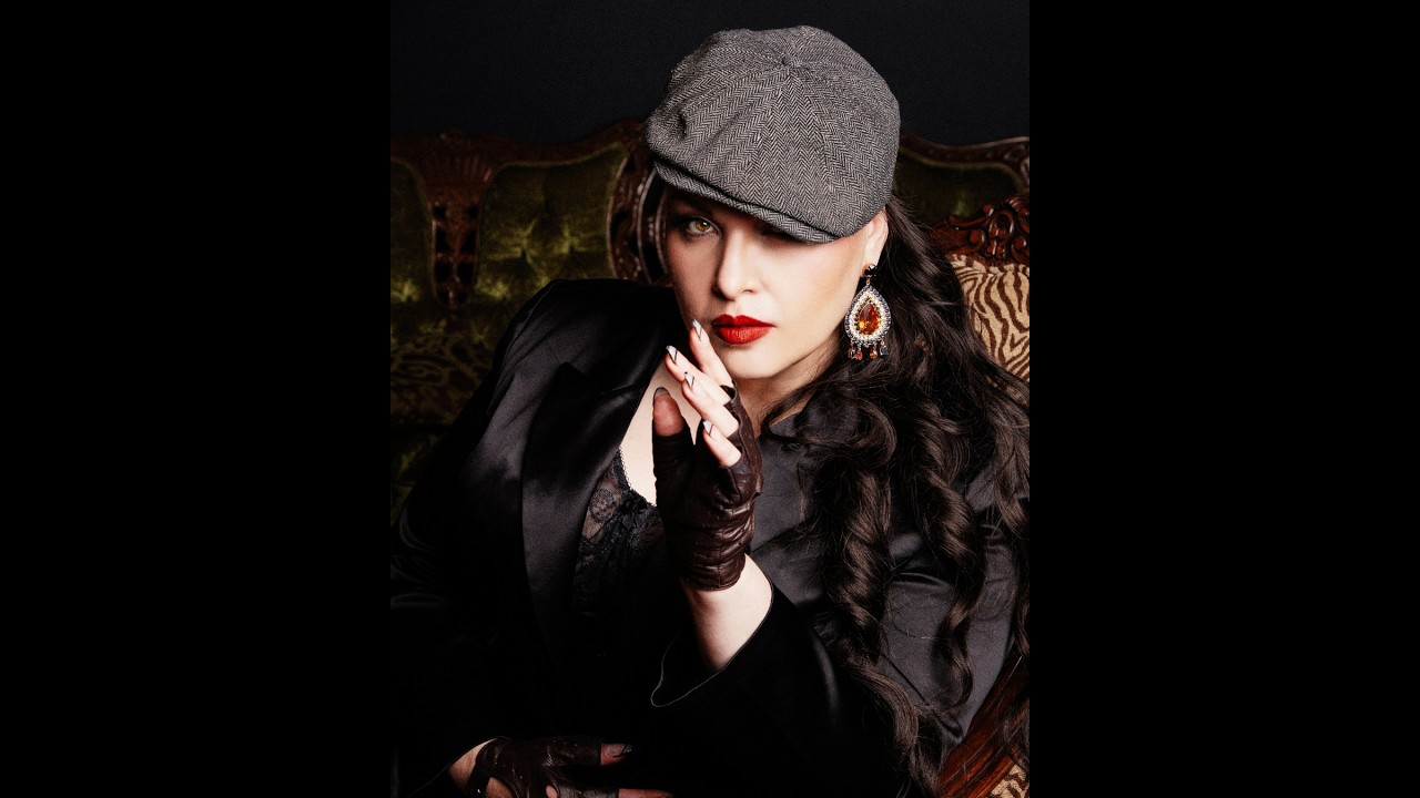 YouTube에서 Lighthouse (Live) – Dark Cinematic Jazz | Denielle Bassels 보기 YouTube에서 Lighthouse (Live) – Dark Cinematic Jazz | Denielle Bassels 보기