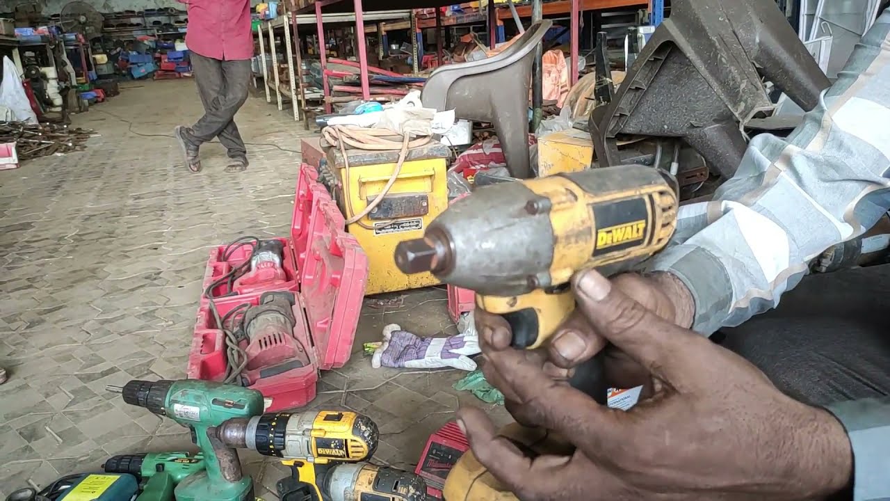cordless drill alang ship breaking yard ke purane imported drill machine bahut sari machinery tools