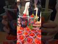 日本初のストロベリーチョコ専門店🍓厳選した苺に選べる最高級チョコをたっぷり目の前でかけて提供してもらえる！ #東京グルメ