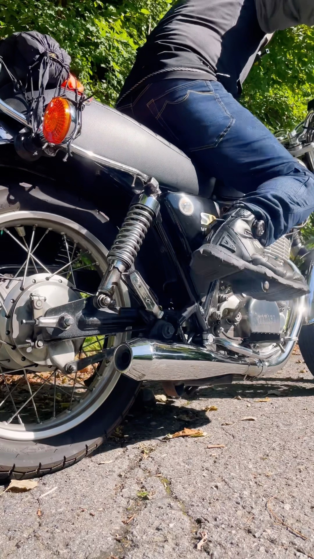 SR400(2016)4型 プラナスショートマフラー排気音 #sr400 #プラナス