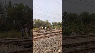 bihar ka hal dekho guys #train