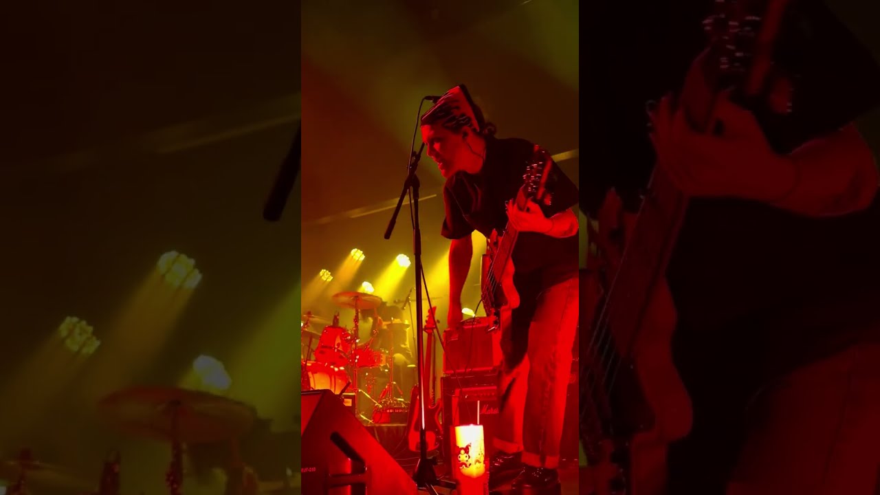 Guarda No Fauna - Decay (Live at Washington's 10/31/25) su YouTube Guarda No Fauna - Decay (Live at Washington's 10/31/25) su YouTube
