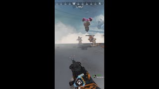 EVERYONE misses but FEW clutches | Apex Legends #shorts