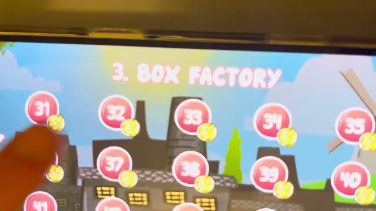 Shy guy plays red ball 4 