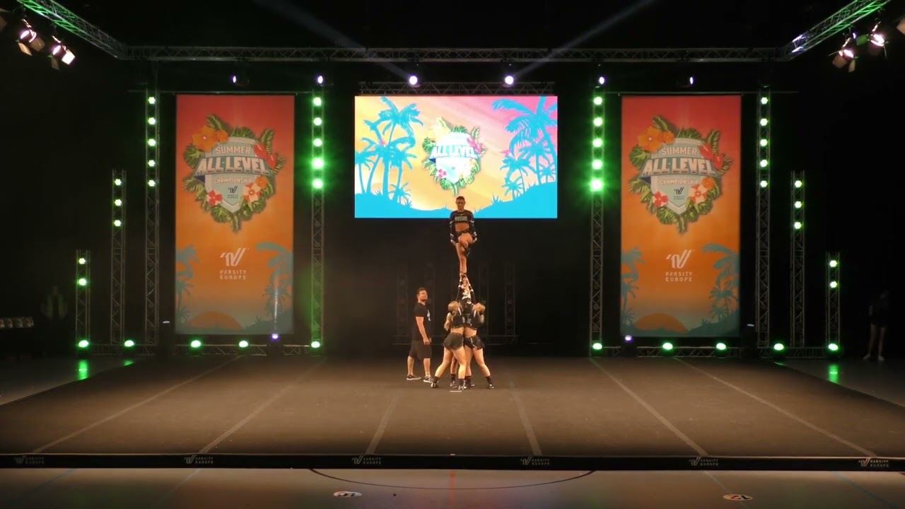 HSC Spiritstars GS - Senior Groupstunt Level 6