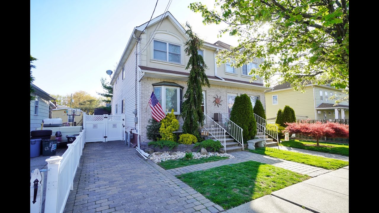 69 Roswell Ave, Staten Island, NY 10314 Kathy Barzal, Realtor, 917