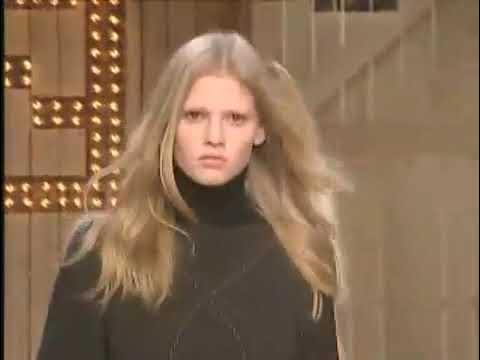 Balenciaga spring summer 2007 During Rehearsals every opening model fell to  the ground while taking a meir 2-3 steps out on the runway…