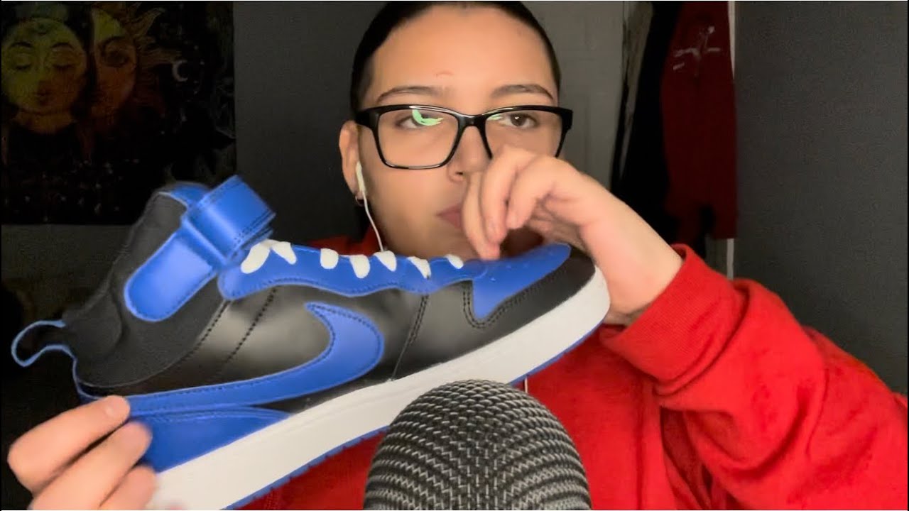 ASMR Shoe Tapping 👟