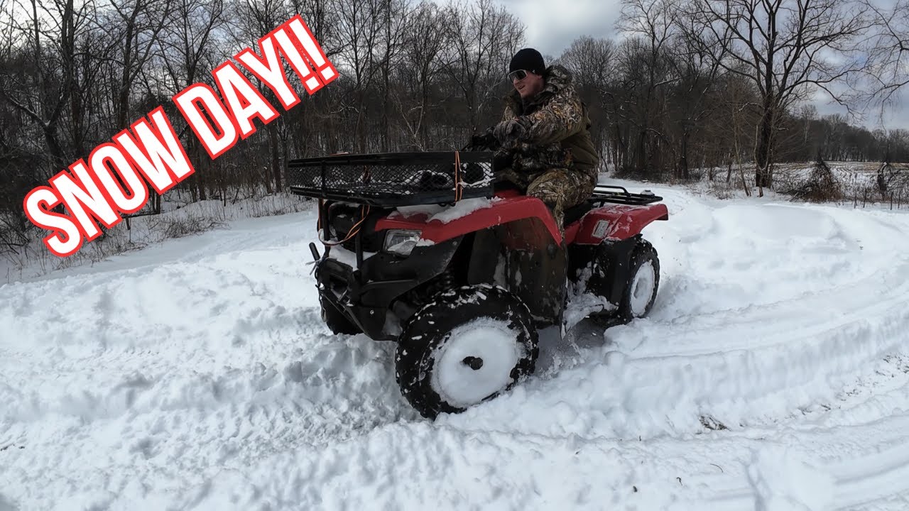 The Blizzard Shut Our Town Down!!