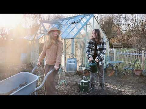 What a day on a self-sufficient farm REALLY looks like