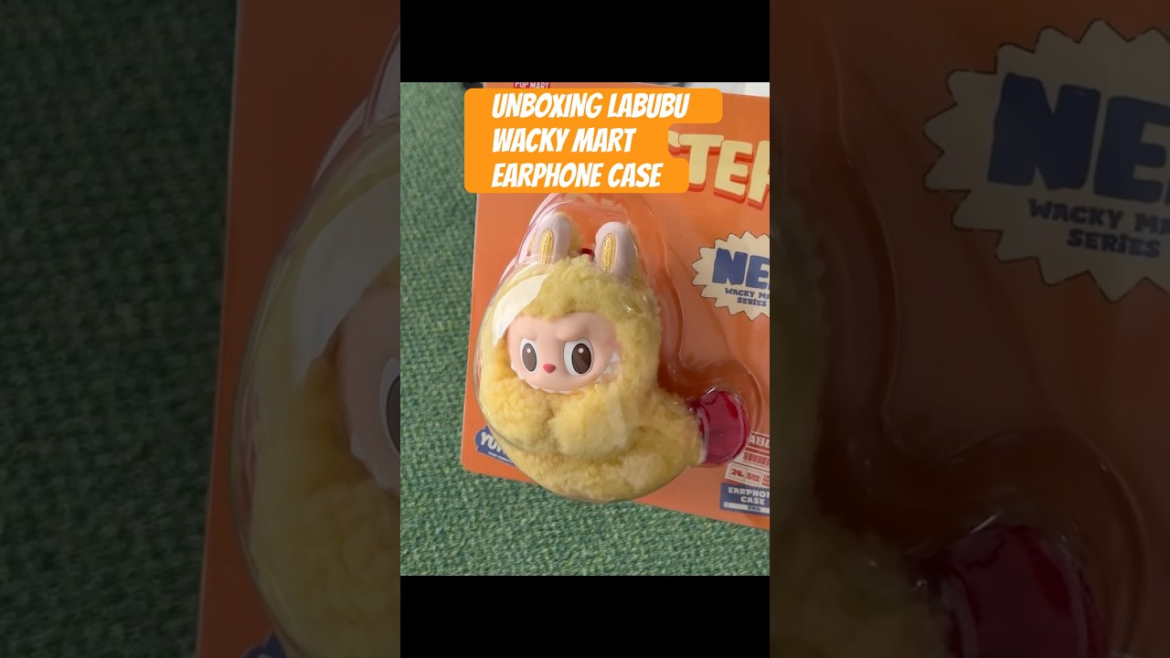 Unboxing LABUBU Wacky Mart Earphone Case! 