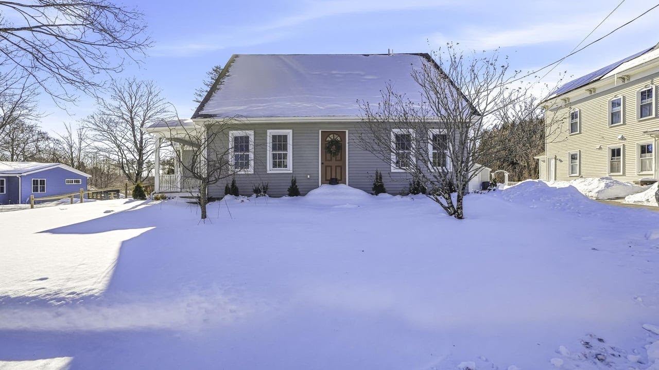 26 Maple St, Mendon, MA