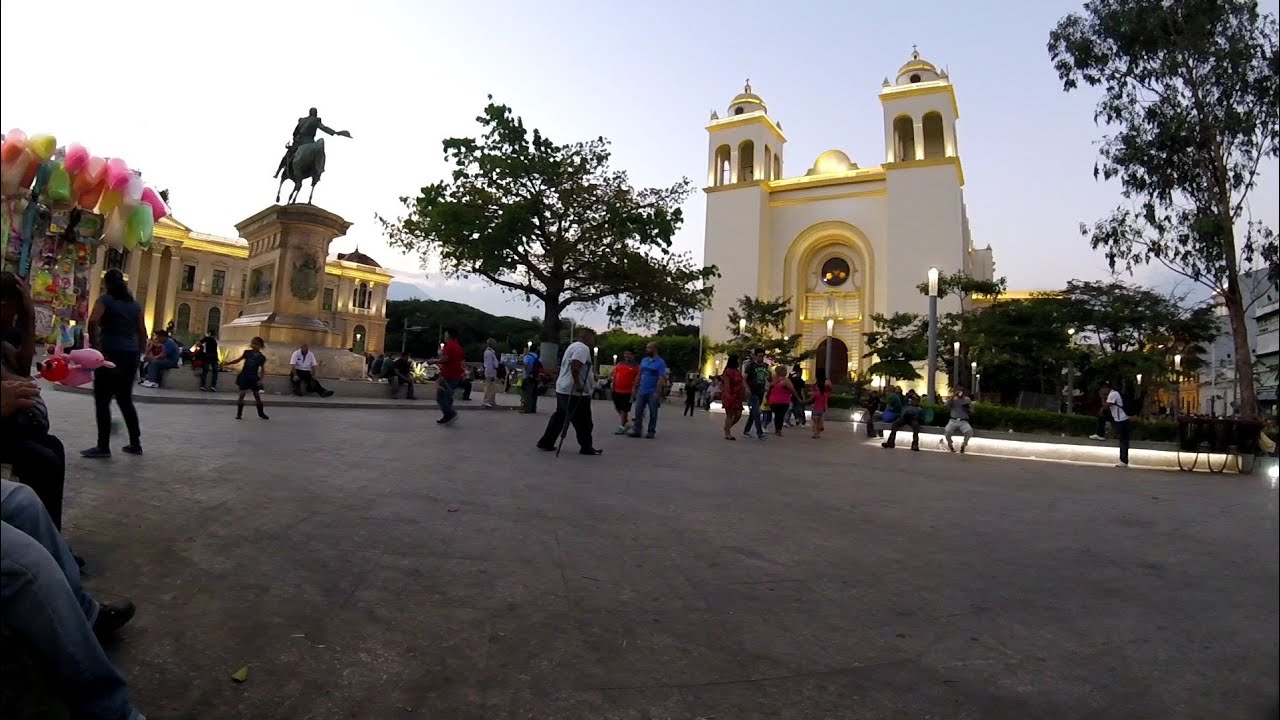 🇸🇻🇸🇻 CALLE EL ESPINO Y CENTRO HISTORICO DE SAN SALVADOR. EL SALVADOR YouTube