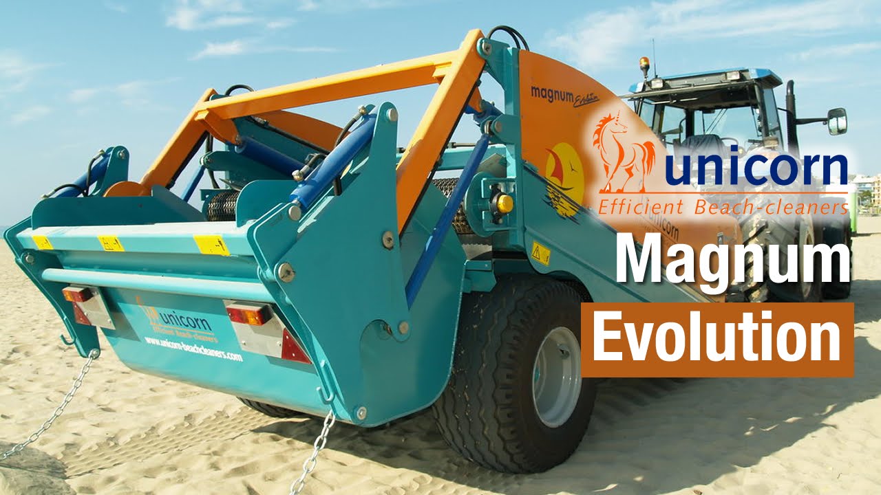 Limpiaplayas limpiando arena de playa - UNICORN Magnum