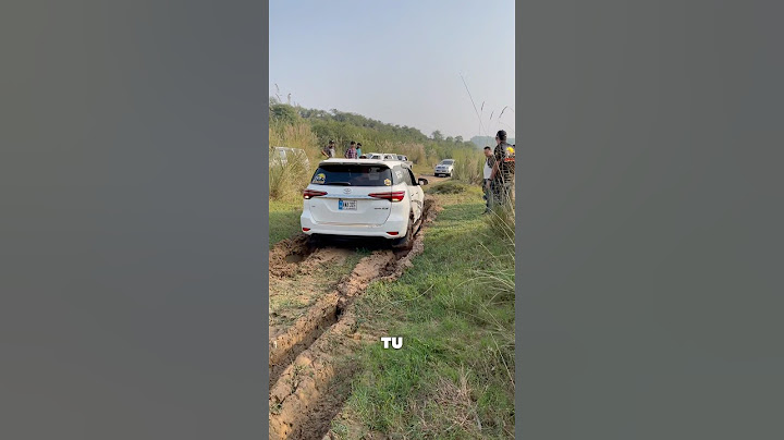 Cómo sacar tu coche del barro #shortsvideo