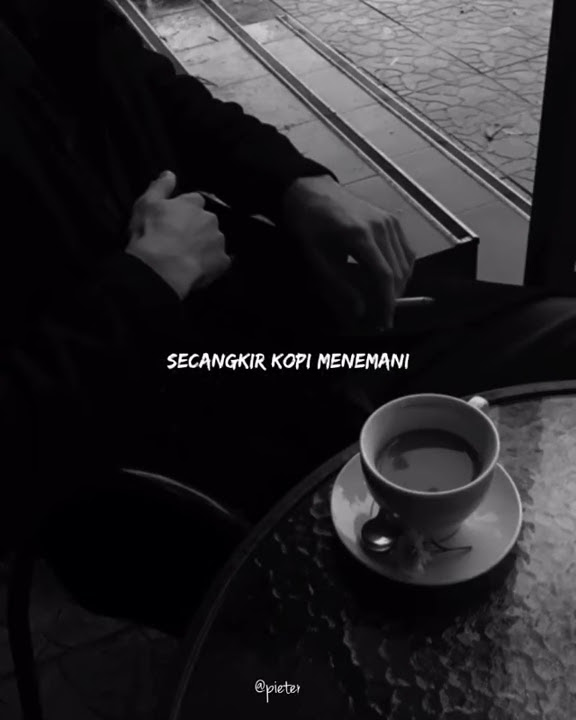 secangkir kopi dan sebatang rokok