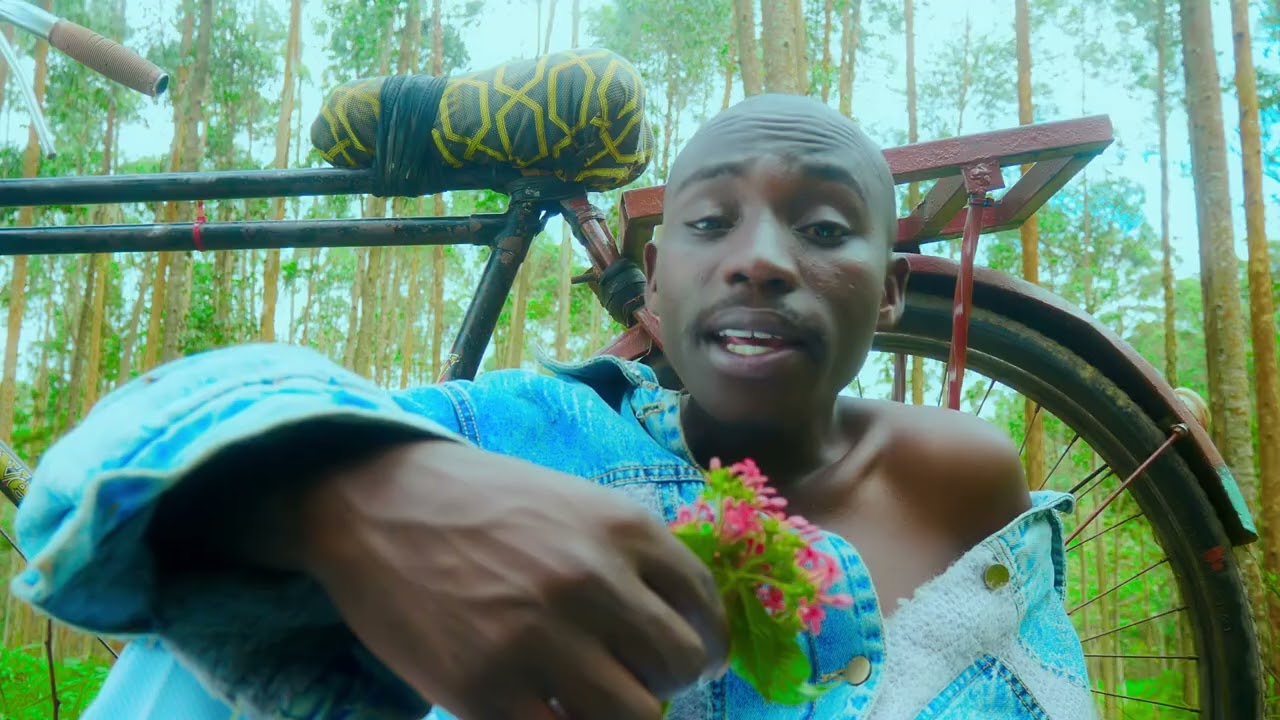 Chombo_PM_mtoto_wa_henriette_[visualizer]