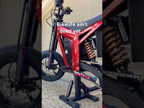 Im never quitting bikelife 😍 #tuttio #surron #bikelife #ridstar #ebike #viral #supermoto #fypシ #fyp