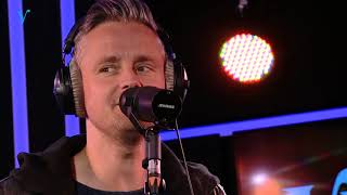 Video thumbnail of "Keane - Everybody's Changing live at Radio Veronica"