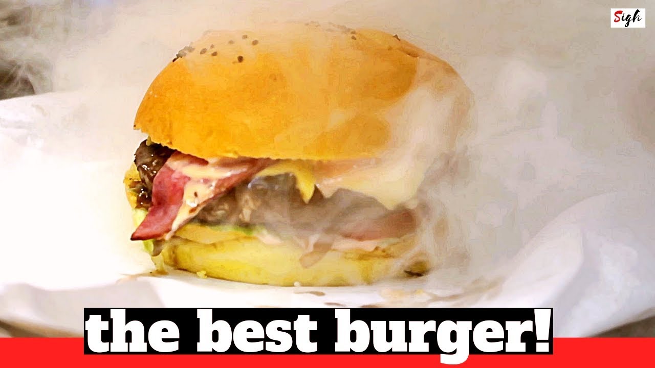 Best Burgers in Doha Qatar is at FIREFLY BURGER Restaurant i am SIGH
