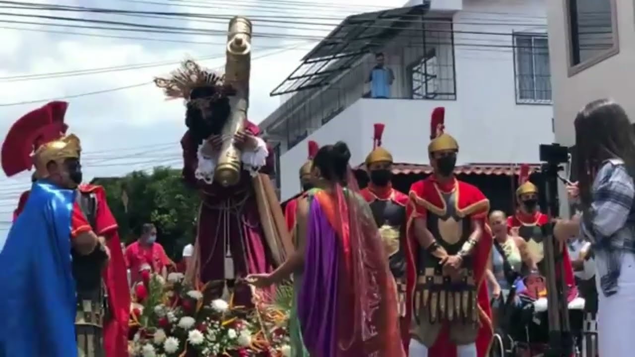 🎨 El Milagro del Paño: La Verónica en las Calles de Curridabat 🎨 Viernes Santo 15 de Abril de 2022