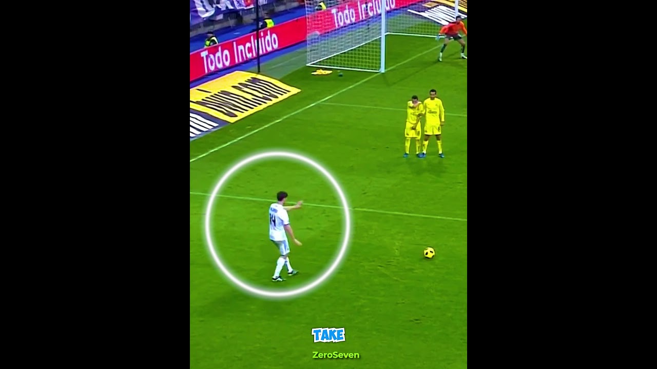 Ronaldo Scored This Impossible Free Kick...