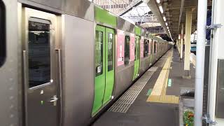 E235系 浜松町駅発車