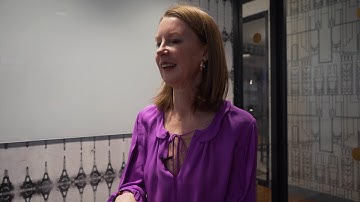 Episode 21: Gretchen Rubin on Outer Order Inner Calm