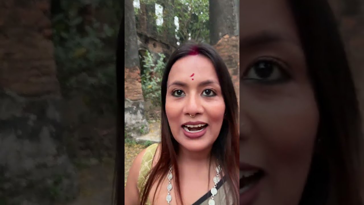 কাল রাতে আমরা ভূতকে অনুভব করেছি এই রাজ বাড়িতে পুরো ভিডিওটা দেখো তাহলে বুঝতে পারবে। উফ কি ভয়ংকর