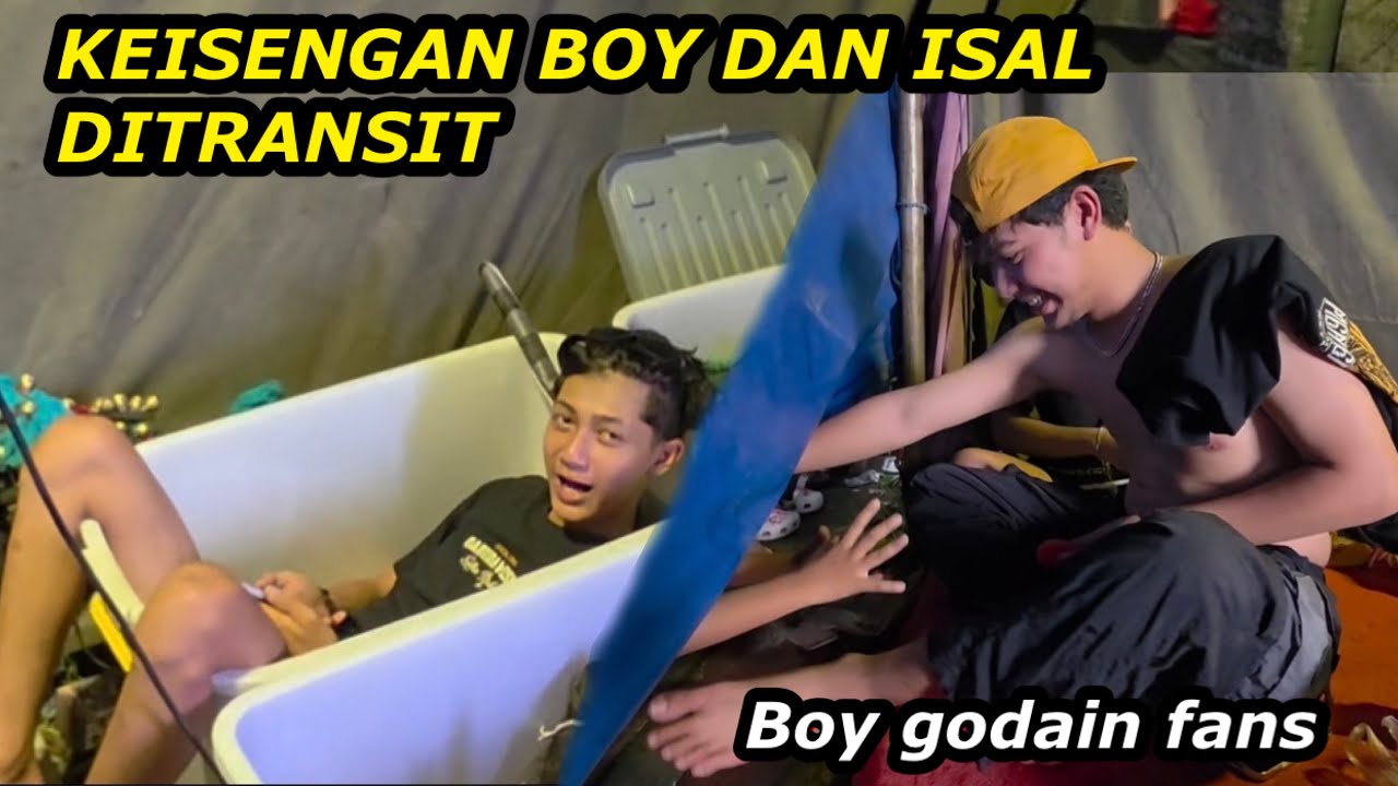 KEISENGAN BOY LUCKY ISAL DITRANSIT SAAT PENTAS GWSM