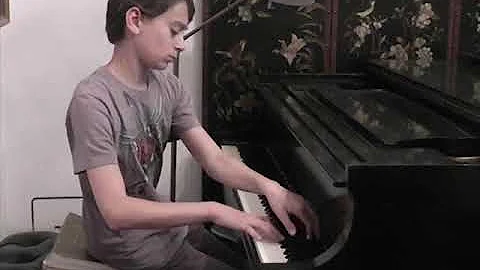 Yako Perlov plays Liszt Hungarian Rhapsody #11