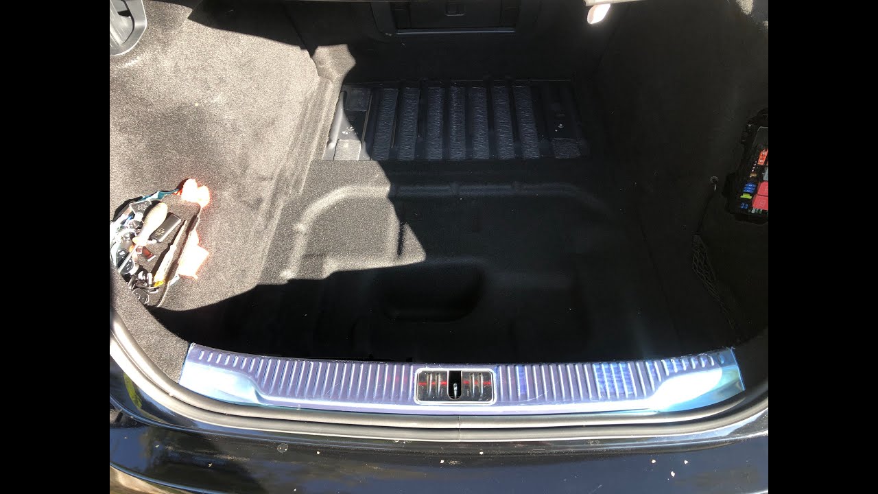 Аварийное открытие лючка бензобака Mercedes W223 - YouTube