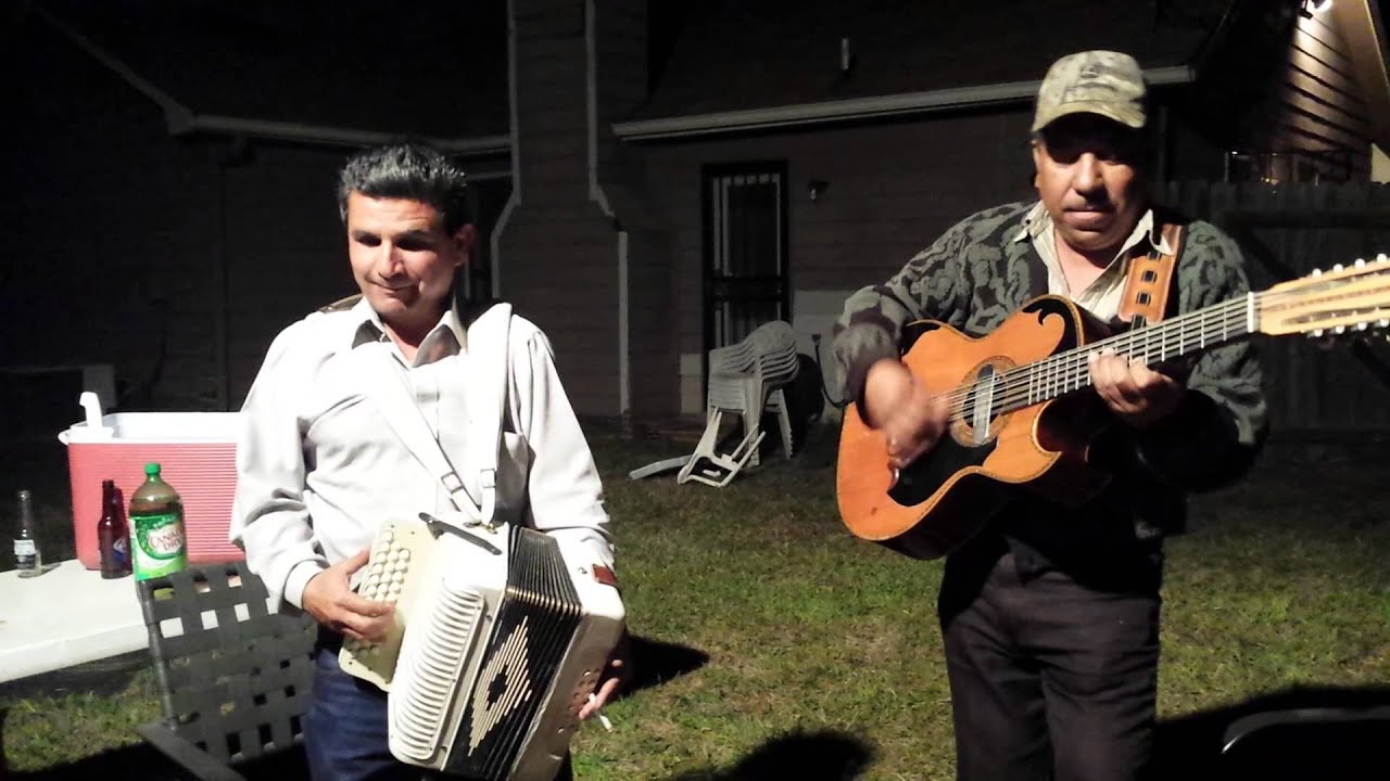 Neno Y Javier Huapango