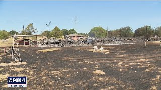 3 homes destroyed in southern Tarrant County after fire quickly spreads
