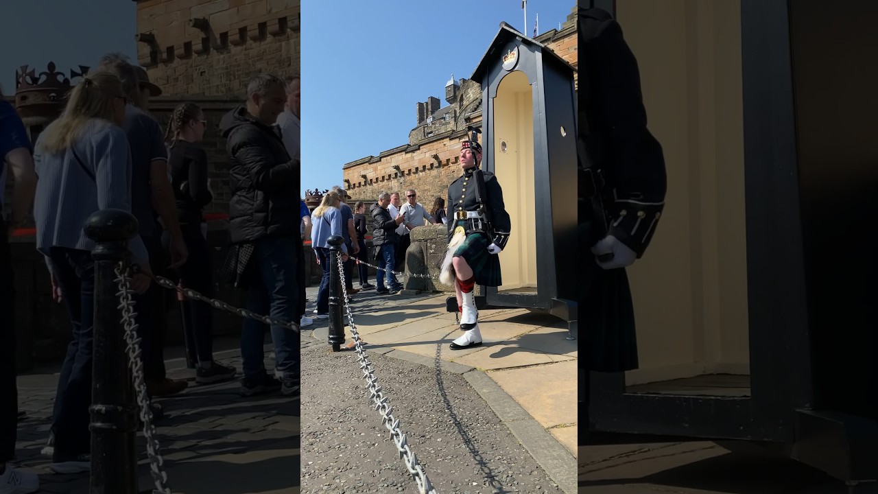 Hot!! Edinburgh Castle Guard. 