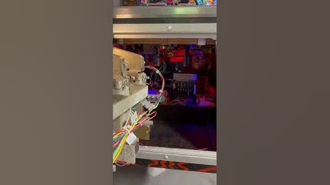 1979 Stern Meteor Pinball Machine - restored