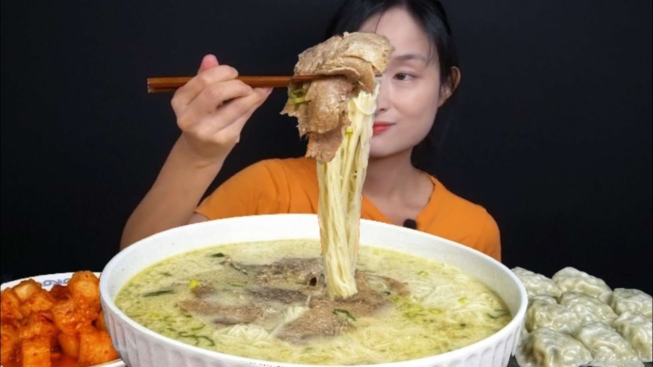 들깨설렁탕 소면 듬뿍 넣고 밥도 말아서 먹방 (ft.고기만두, 깍두기)