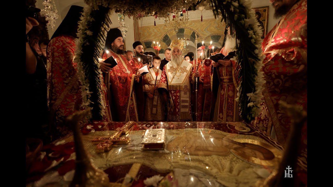 Велика Сабота - Утрена, Оплакување на Христа и литија со Плаштаницата