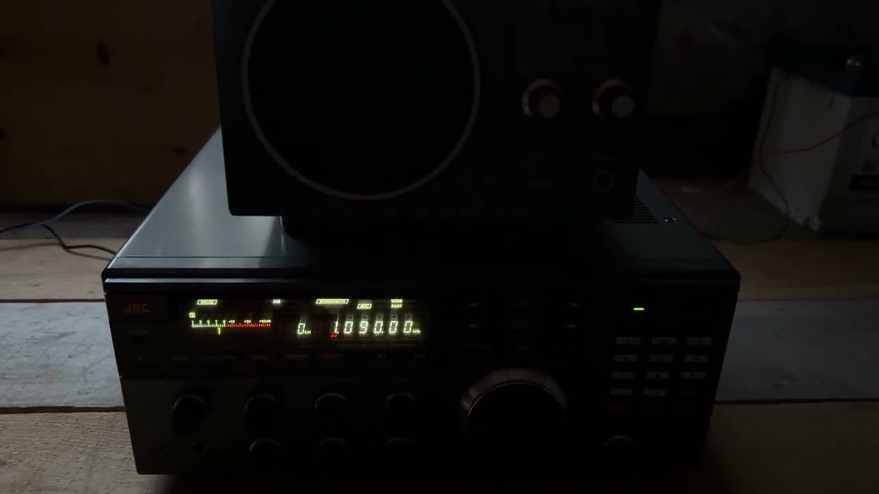 KPTR Seattle, WA, USA 1090 kHz 50 kW as heard in Northern Finland