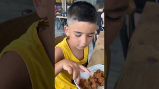 Bebekler Çiğköfte Yer Mi?