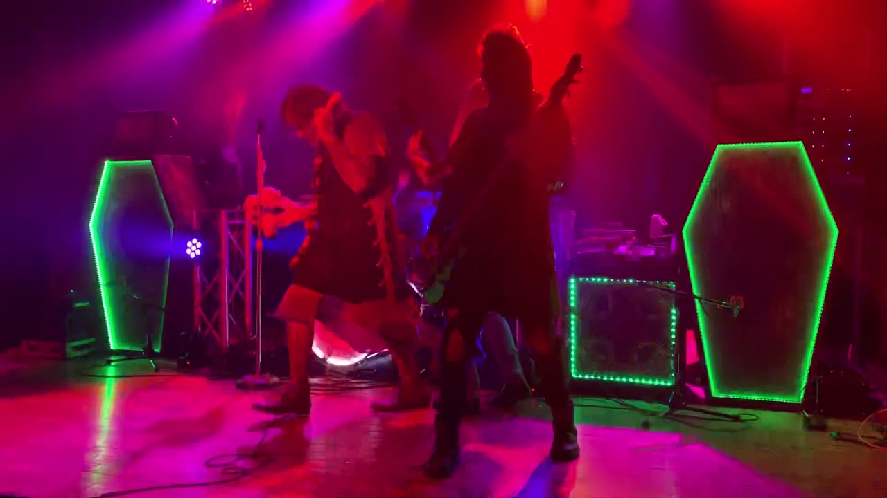 Kissing Candice “Crash and Burn” Live! Pit View! YouTube