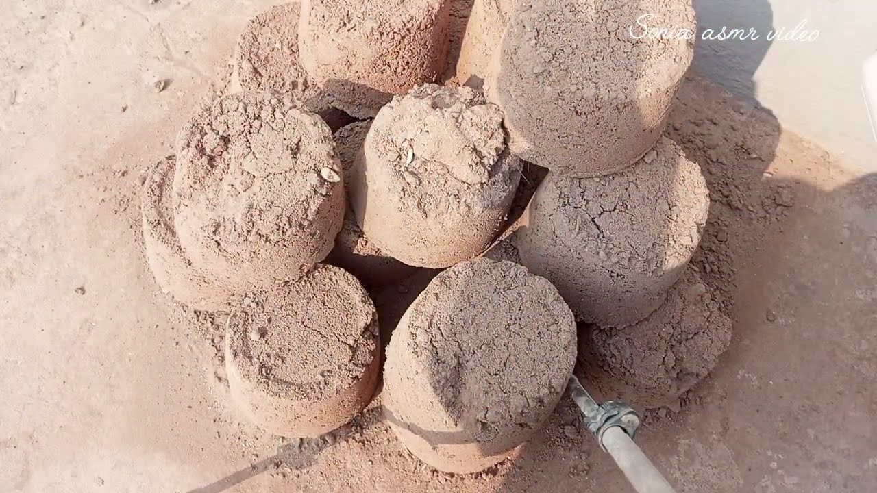 New video red dirt texture soft texture crumbling video dry floor crumbling #sonia_asmr_video 